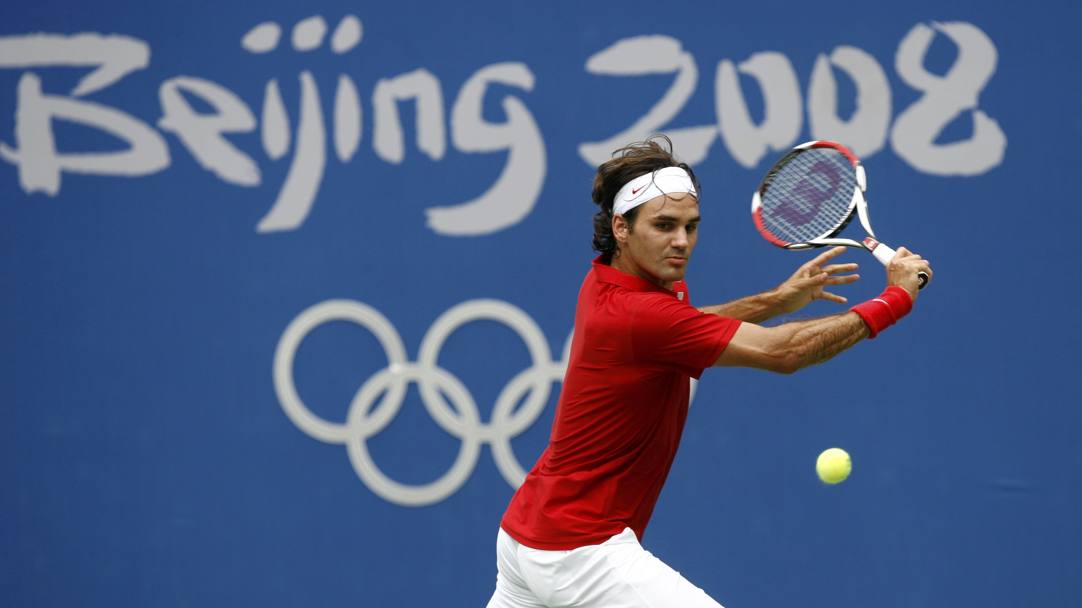 All’olimpiade di Pechino del 2008 Federer (qui in un momento del match contro Tursunov) viene eliminato ai quarti da James Blake (Reuters)